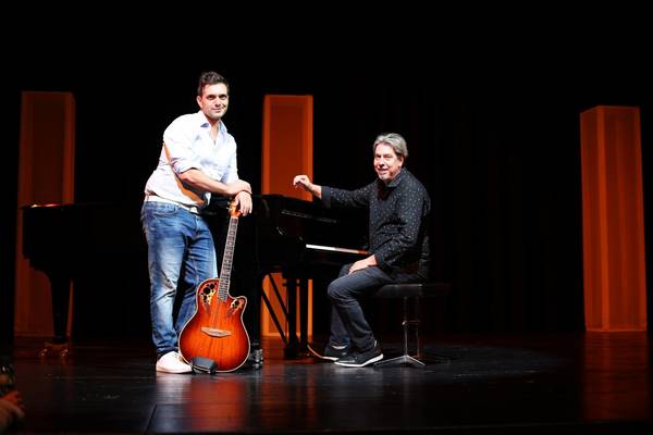 Das argentinische Duo Oskar de la Pena und Ädu Gänsslen gastiert am 5. September im Gertraudenhospital Stendal. IMG 20250805 WA0001